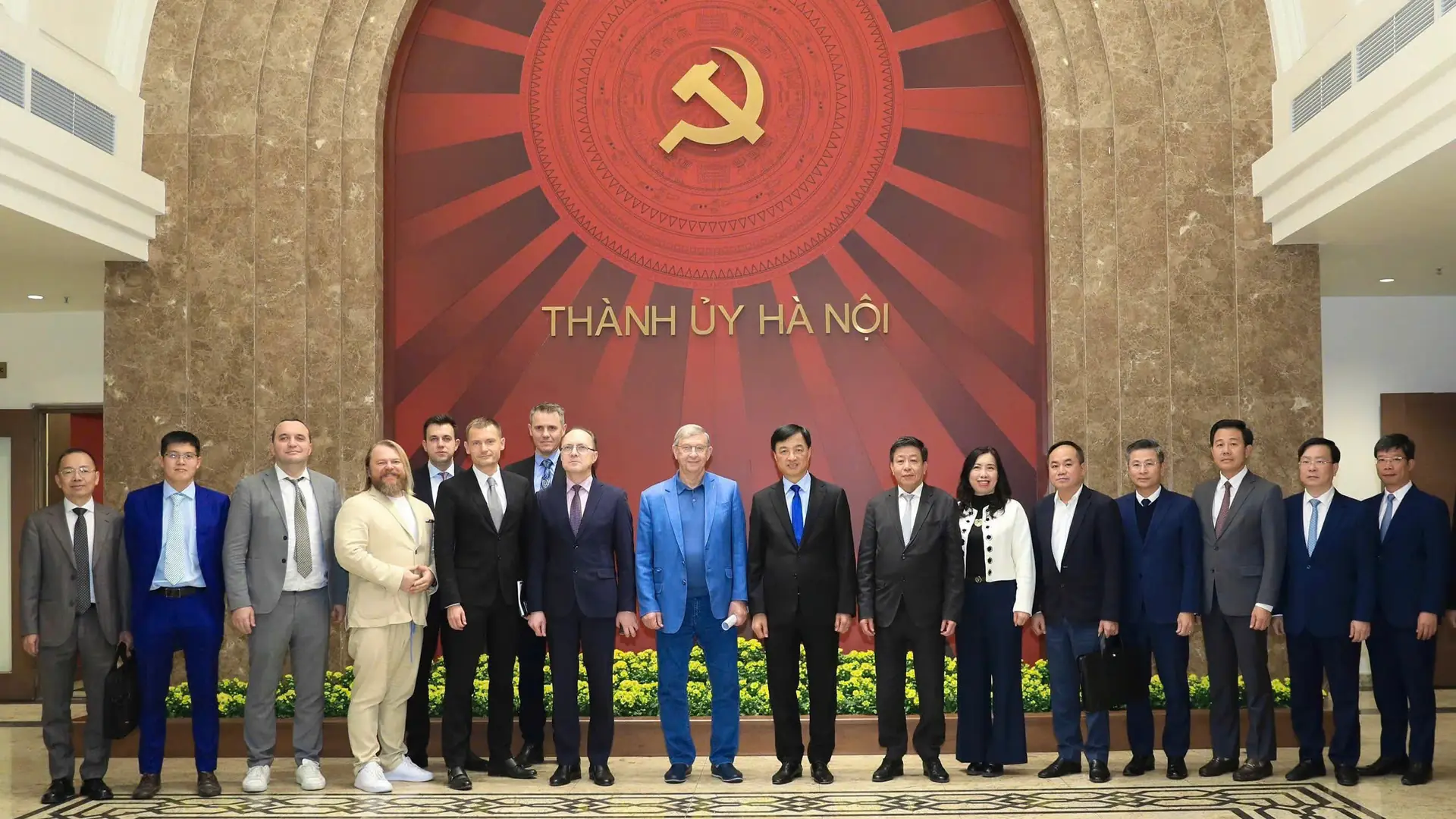 Hợp tác đảm bảo an ninh mạng, xây dựng Thành phố thông minh